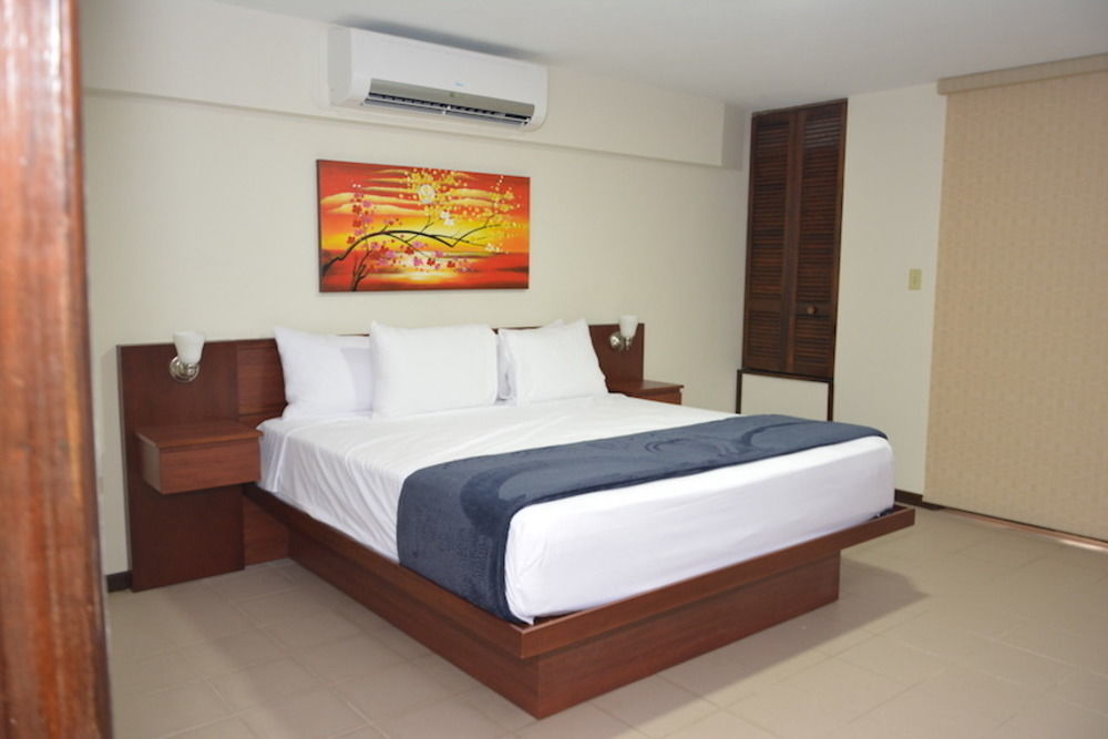 The Plaza Suites อูมาเกา ภายนอก รูปภาพ