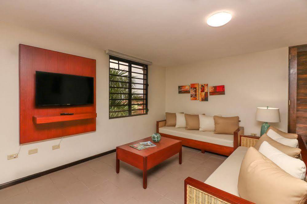 The Plaza Suites อูมาเกา ภายนอก รูปภาพ