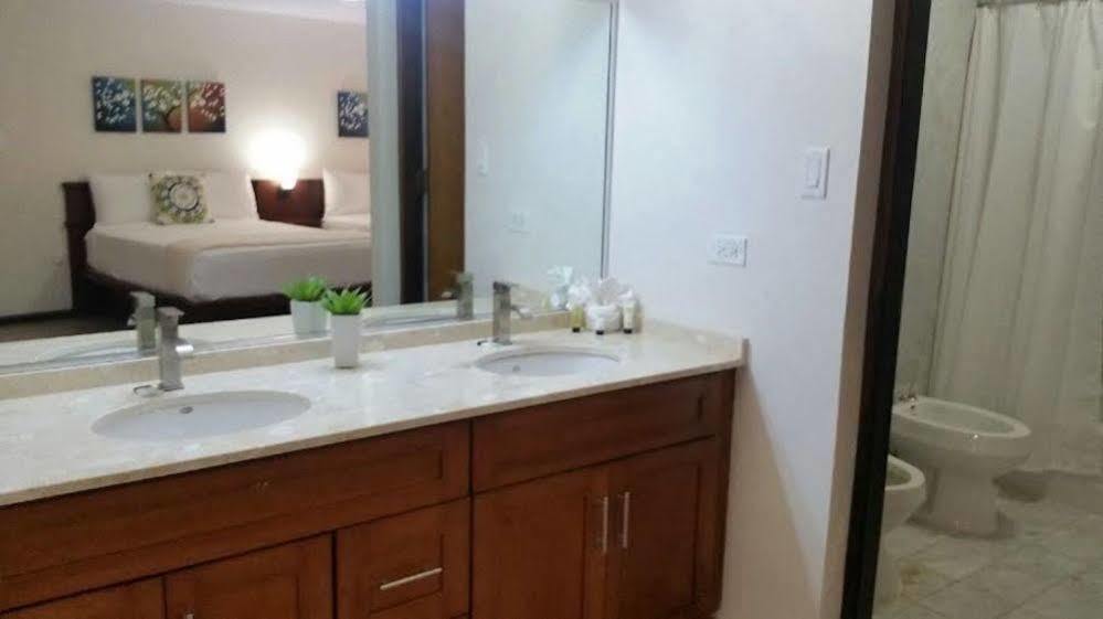 The Plaza Suites อูมาเกา ภายนอก รูปภาพ